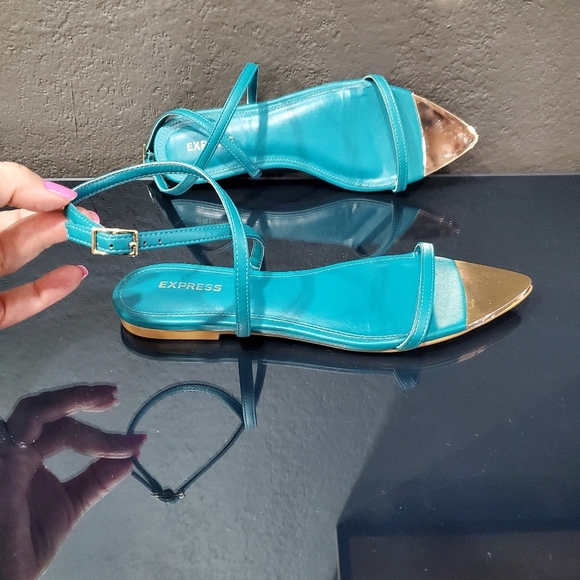 Express Teal Sandals - Picture 6 of 9